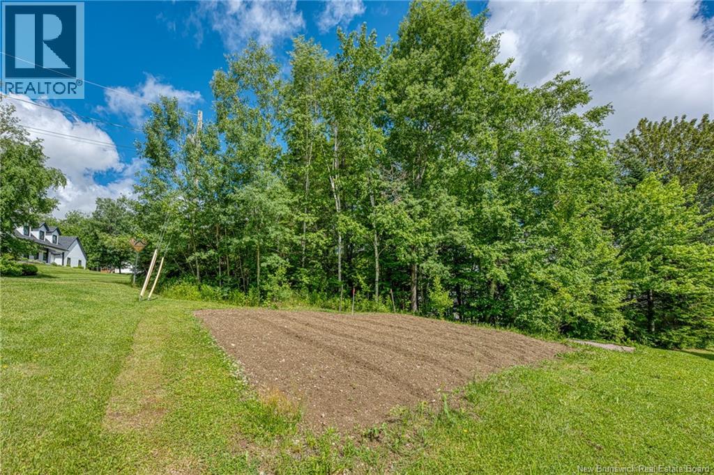336 Portage Property Photo 21