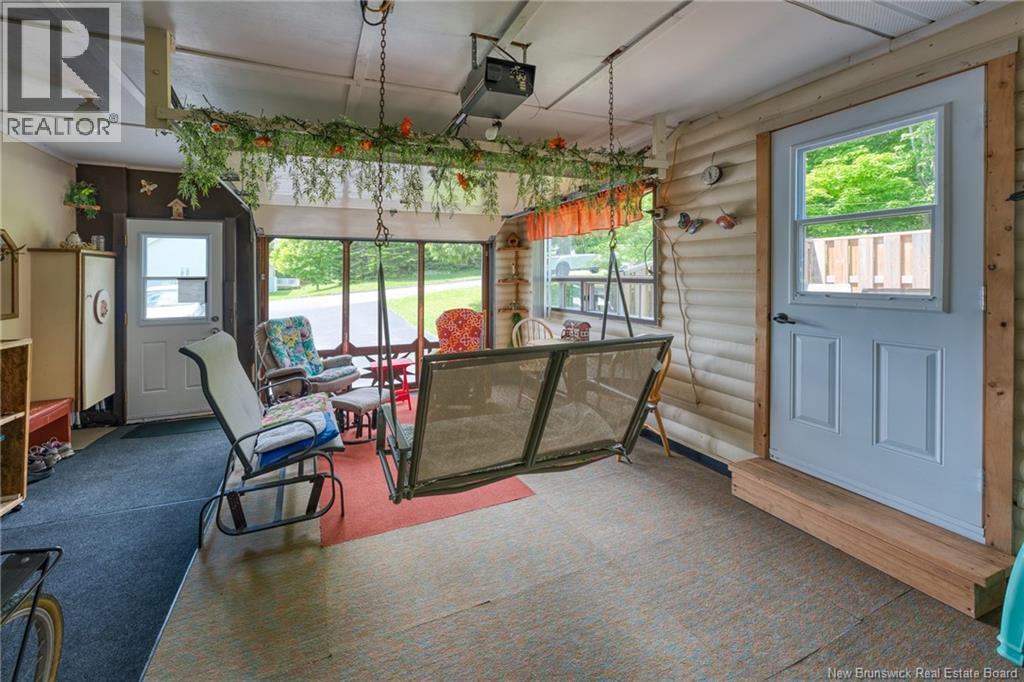 336 Portage Property Photo 23