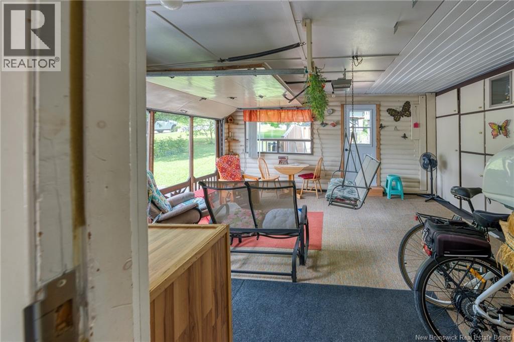 336 Portage Property Photo 49