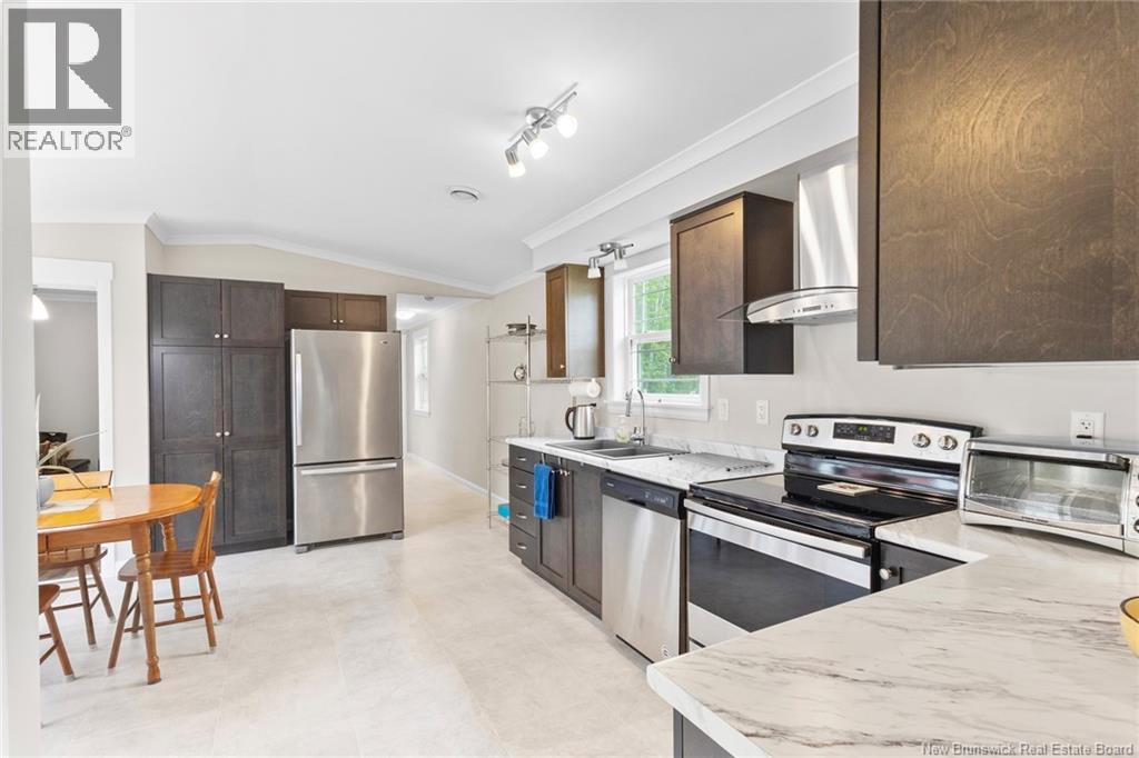 70 Birch Street Property Photo 6
