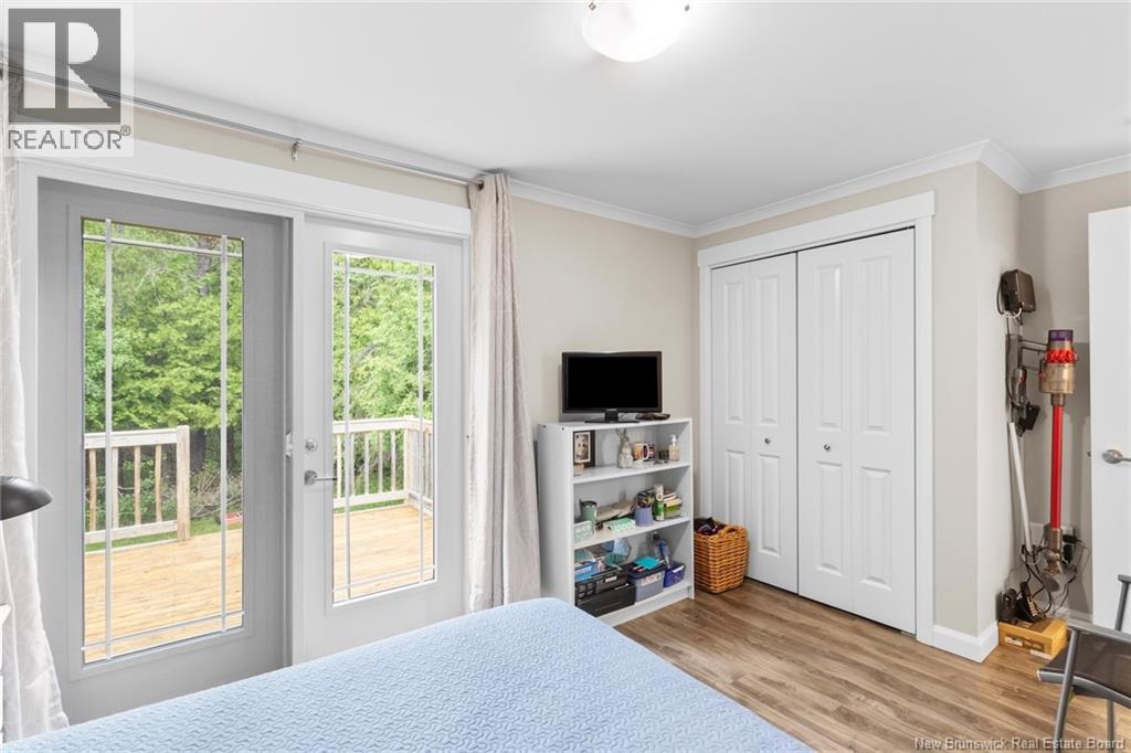 70 Birch Street Property Photo 25