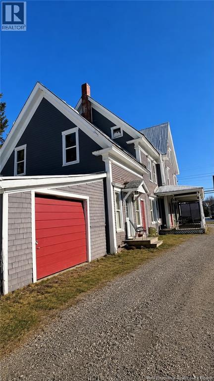 132 Broadway Street Property Photo 3