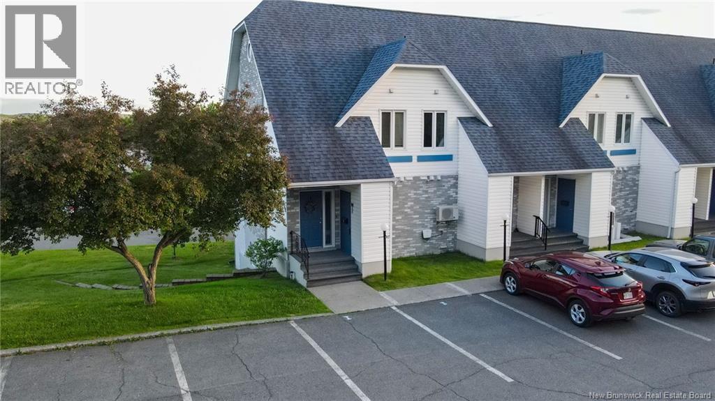 20 Du Bourg Avenue