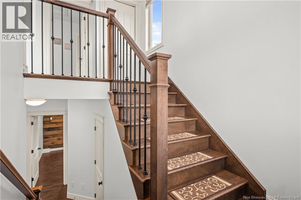57 Clarendon Drive Property Photo 5