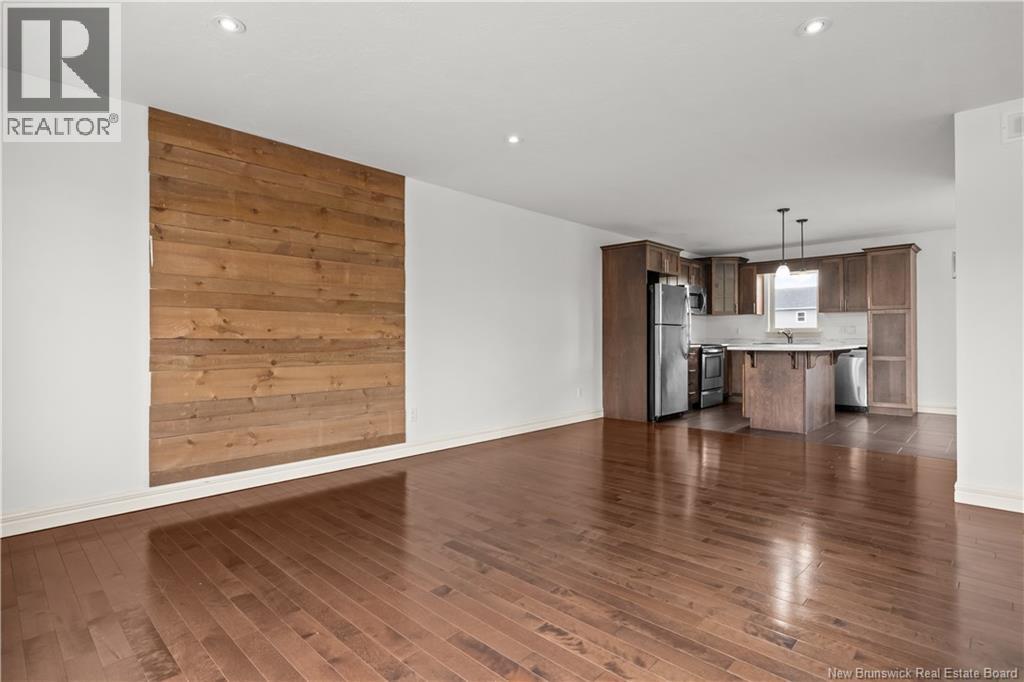 57 Clarendon Drive Property Photo 7