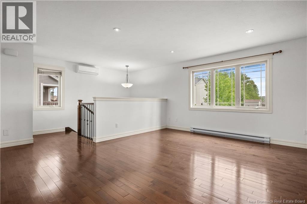 57 Clarendon Drive Property Photo 9