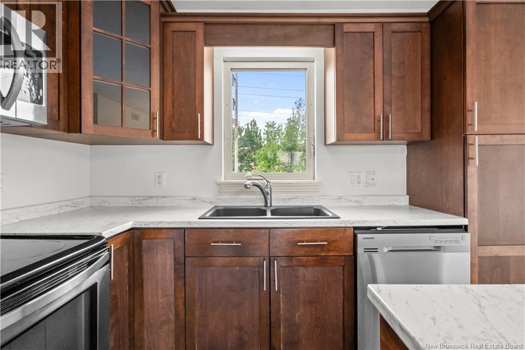 57 Clarendon Drive Property Photo 14