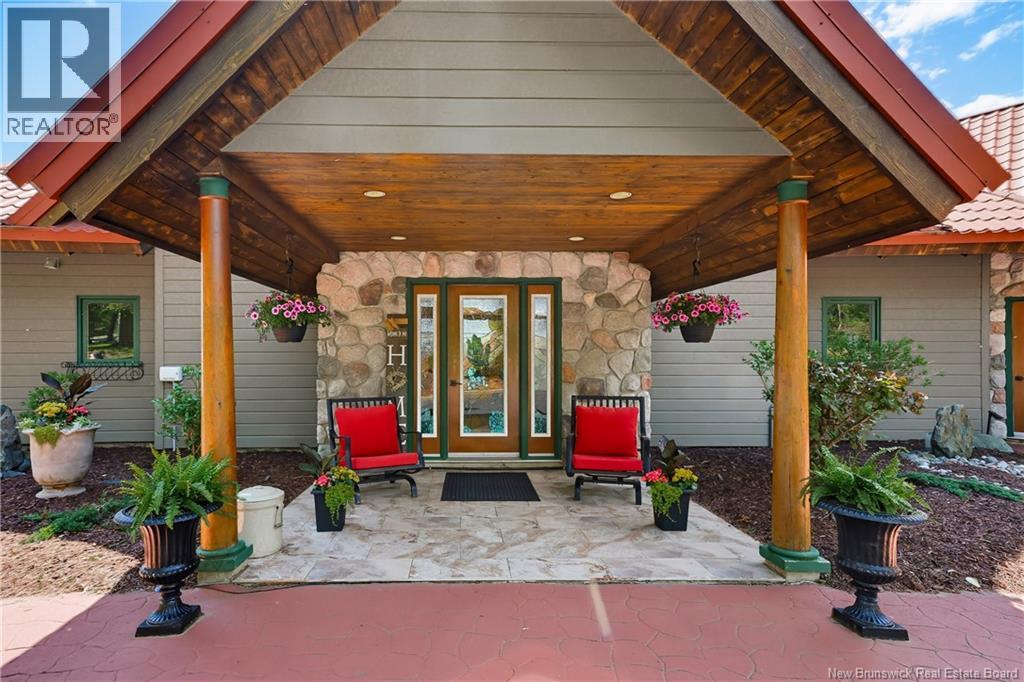 30 Rockcliff Boulevard Property Photo 11