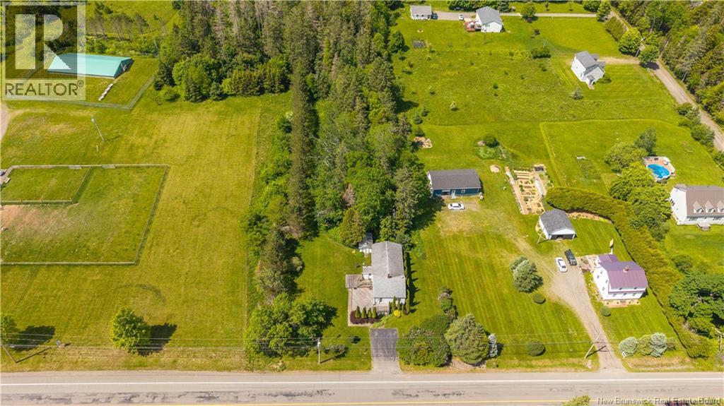 709 Mowat Drive Property Photo 34