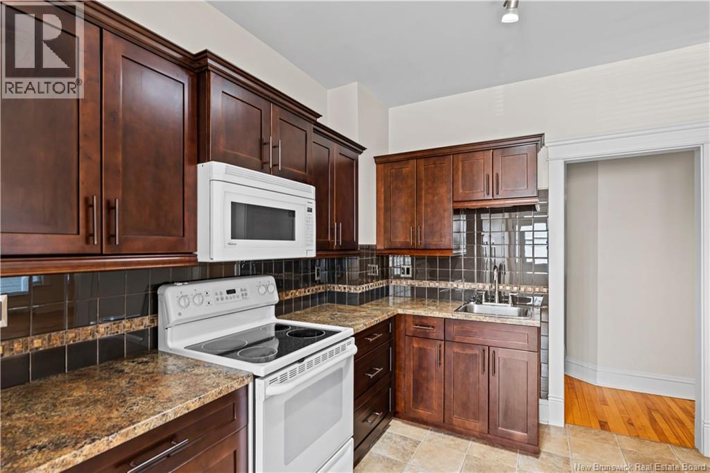 320 Cameron Street Property Photo 11