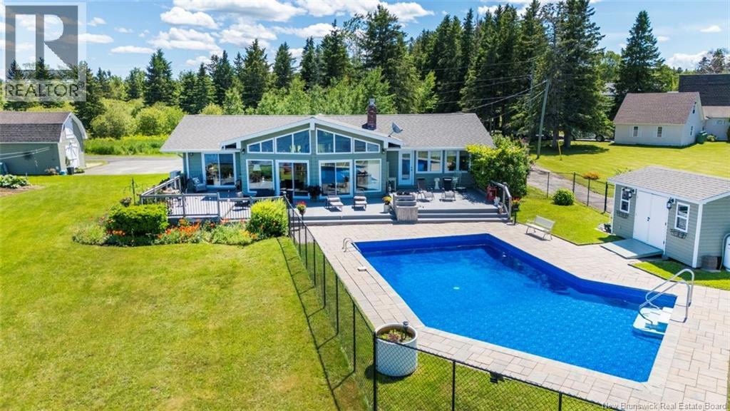 14 Aline Avenue Property Photo 2
