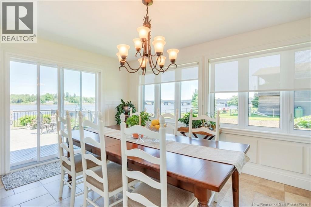 14 Aline Avenue Property Photo 8