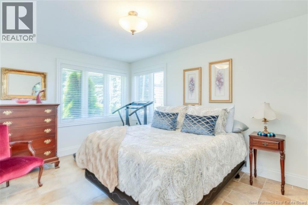 14 Aline Avenue Property Photo 19