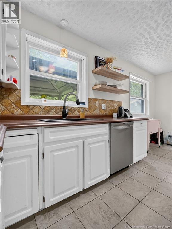 121 Cherrylawn Drive Property Photo 11