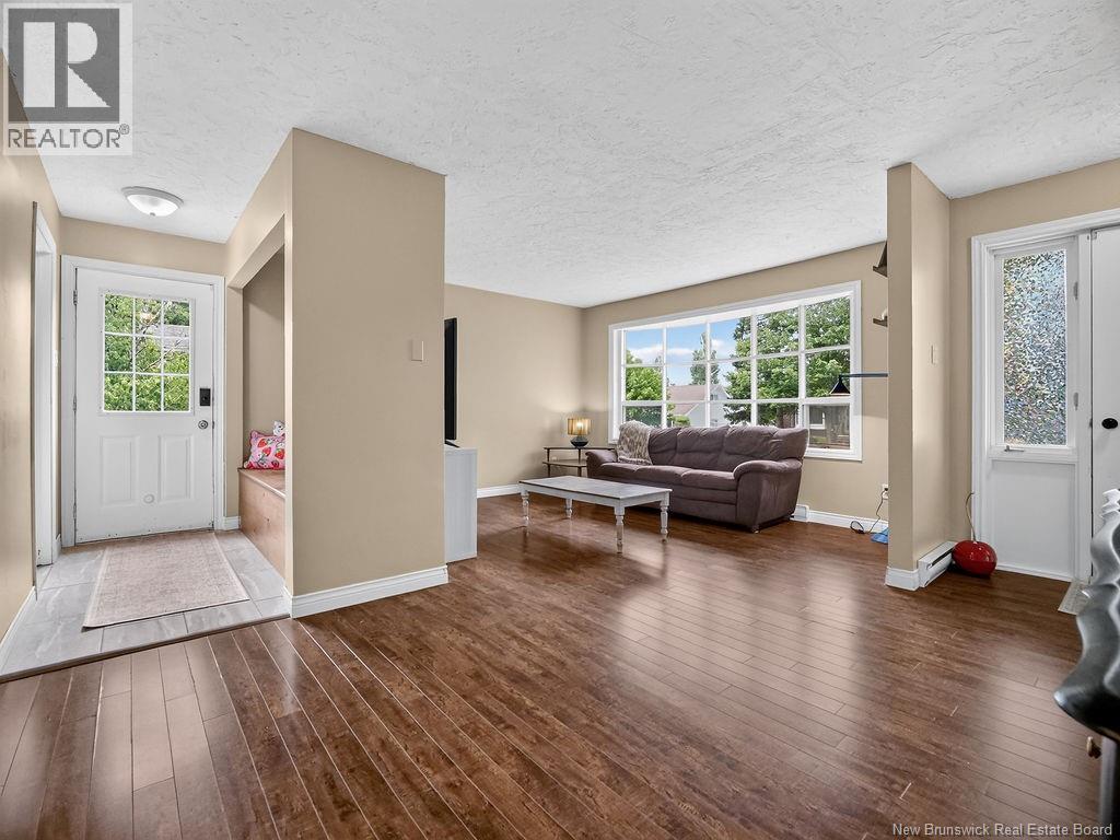 121 Cherrylawn Drive Property Photo 19