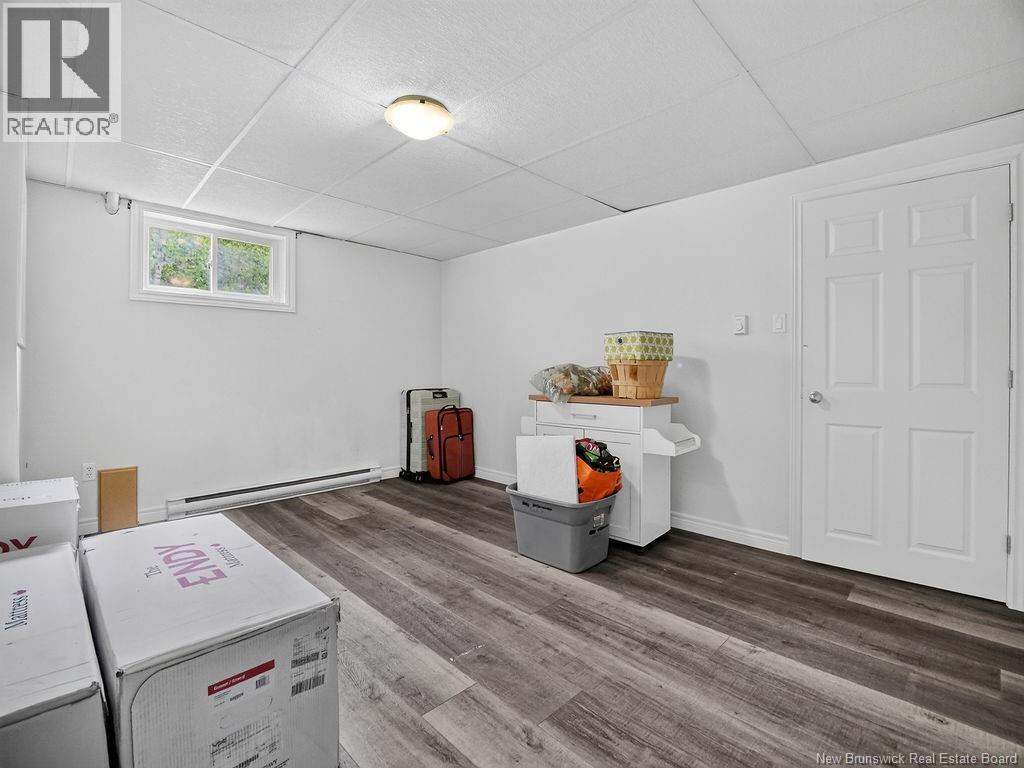 121 Cherrylawn Drive Property Photo 32