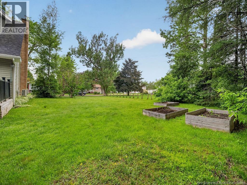121 Cherrylawn Drive Property Photo 38