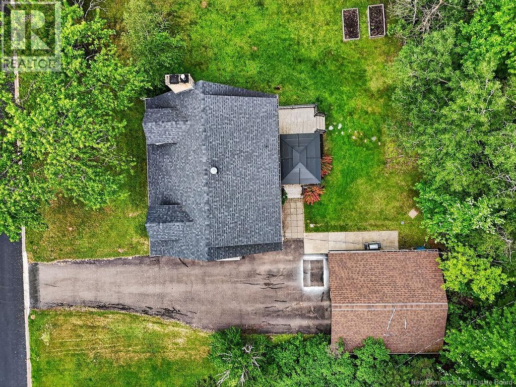 121 Cherrylawn Drive Property Photo 41
