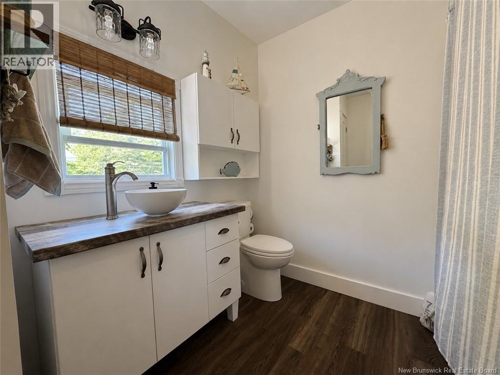 421 Goulette Point Road Property Photo 8