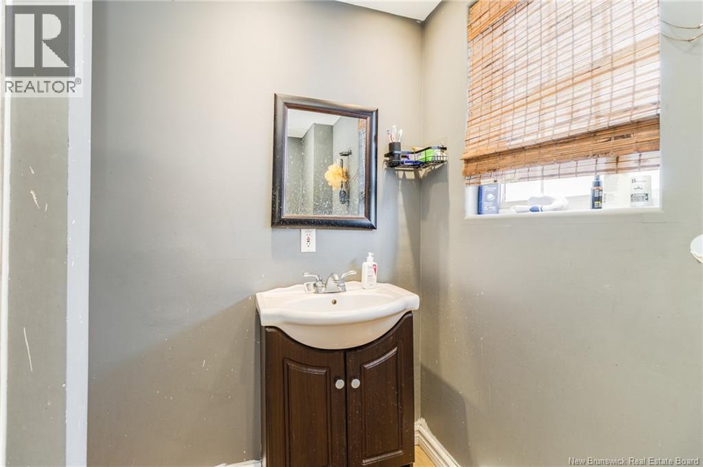490 Golf Street Property Photo 18