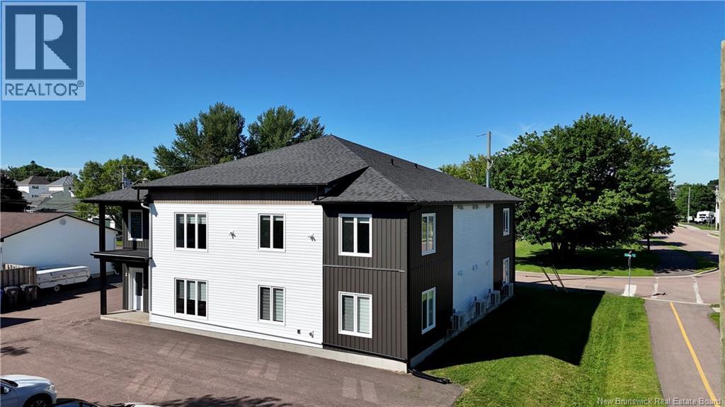 54 Donald Street Property Photo 3