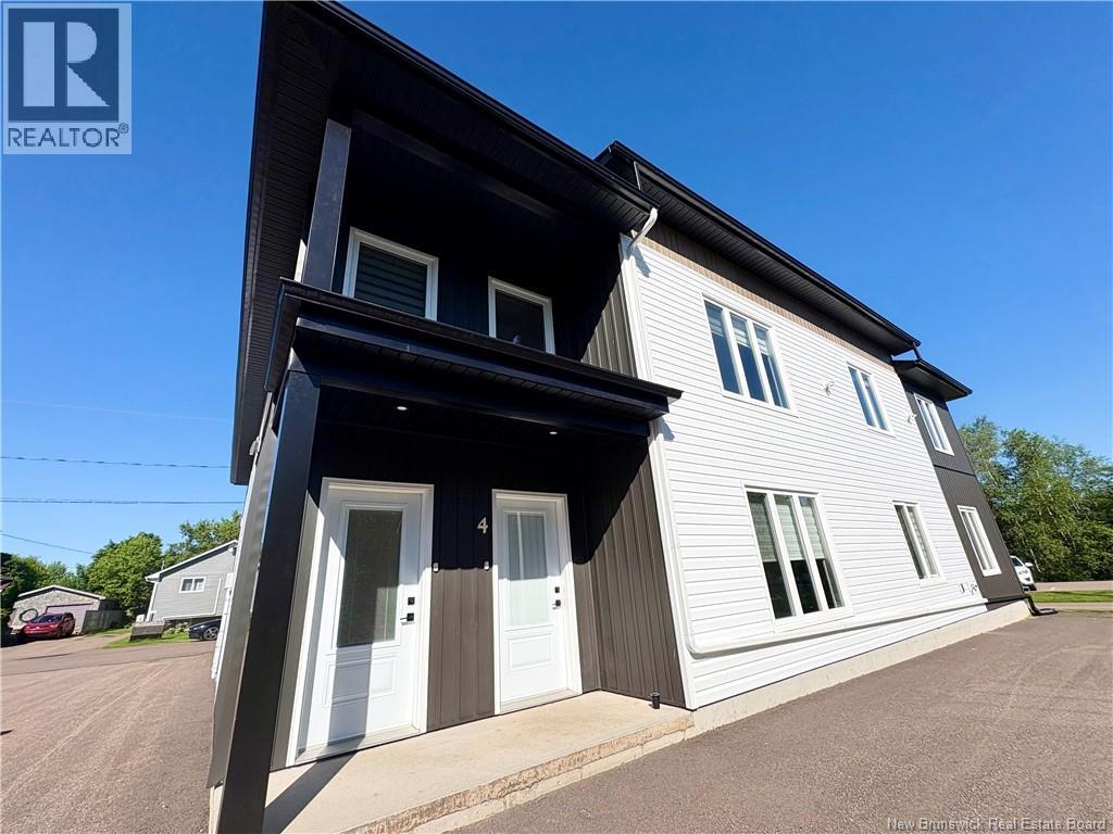 54 Donald Street Property Photo 4