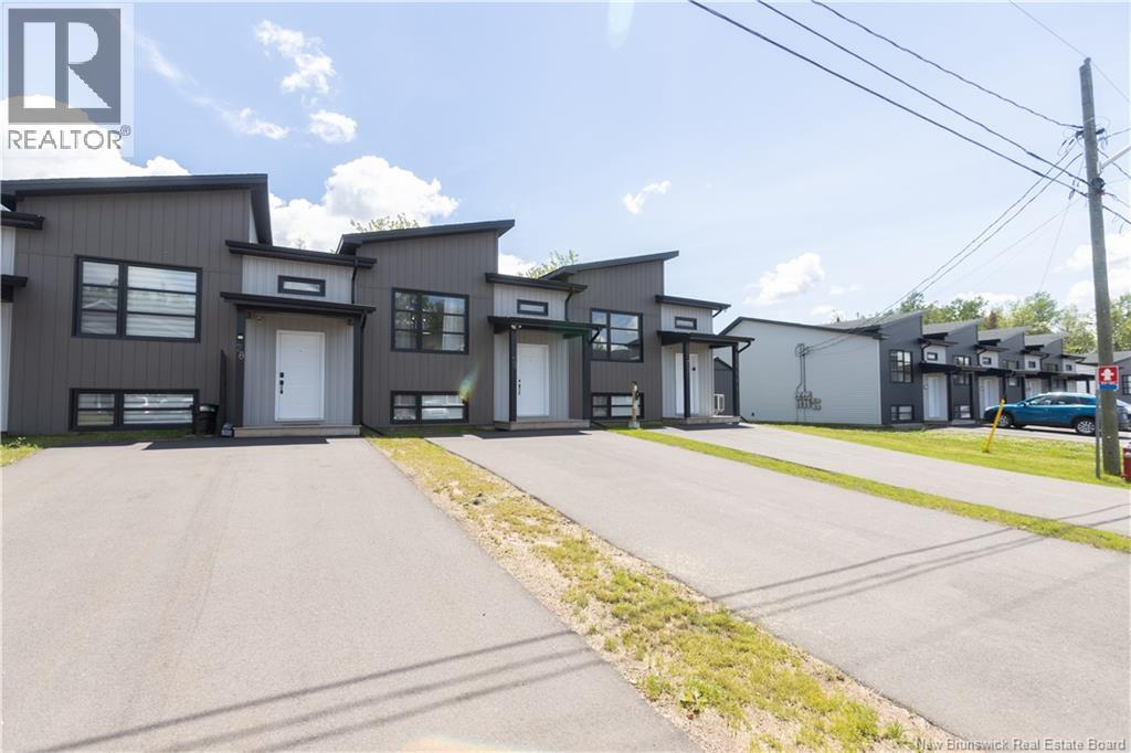 30 Beau Domaine Court