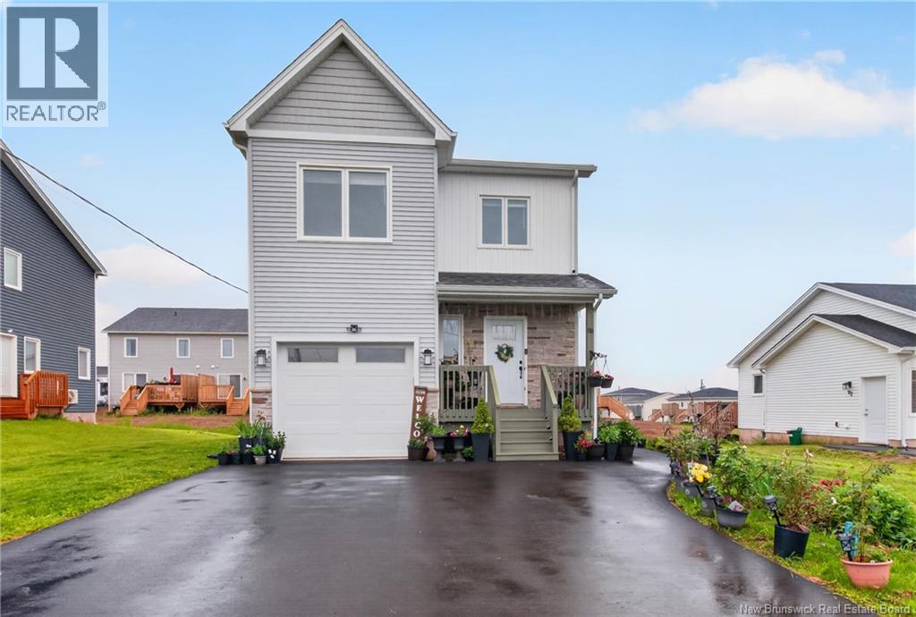 88 MacIntosh Boulevard Property Photo 1