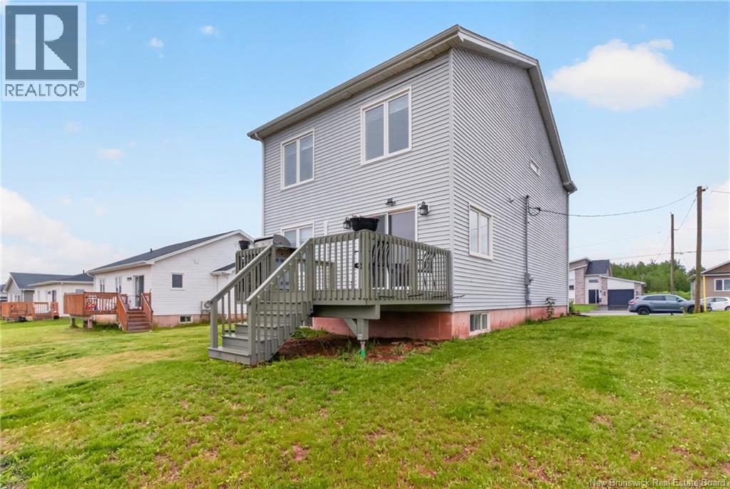 88 Macintosh Boulevard Property Photo 5