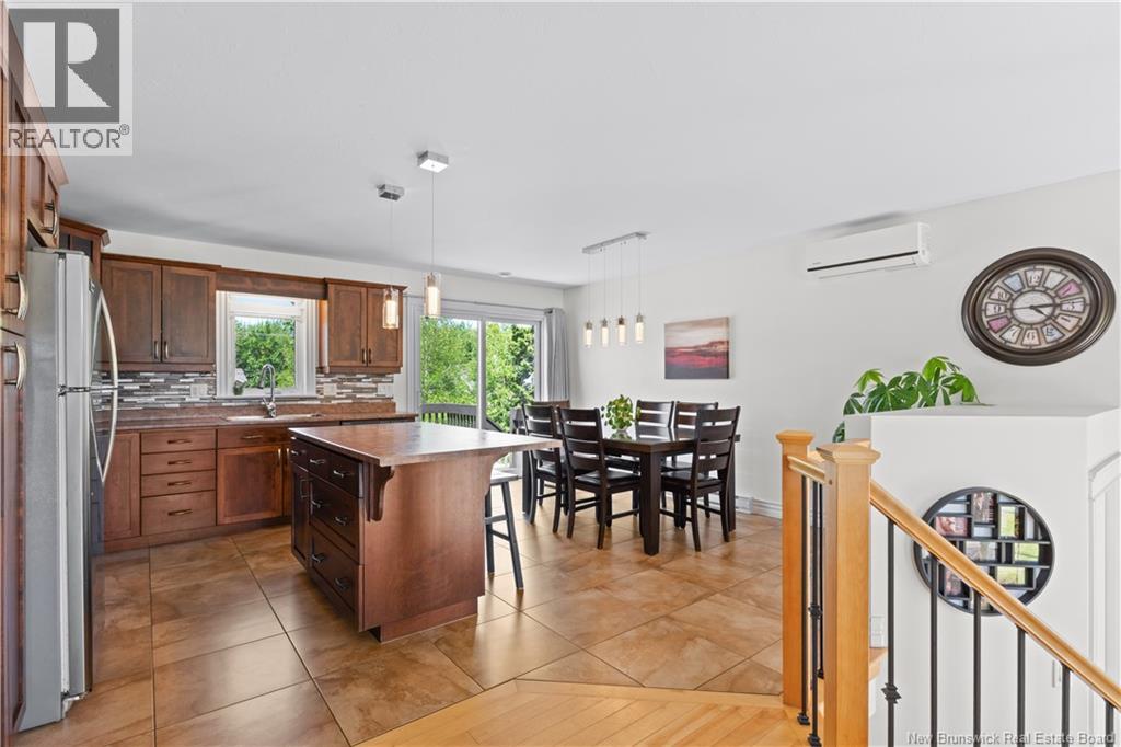 87 Manon Street Property Photo 6