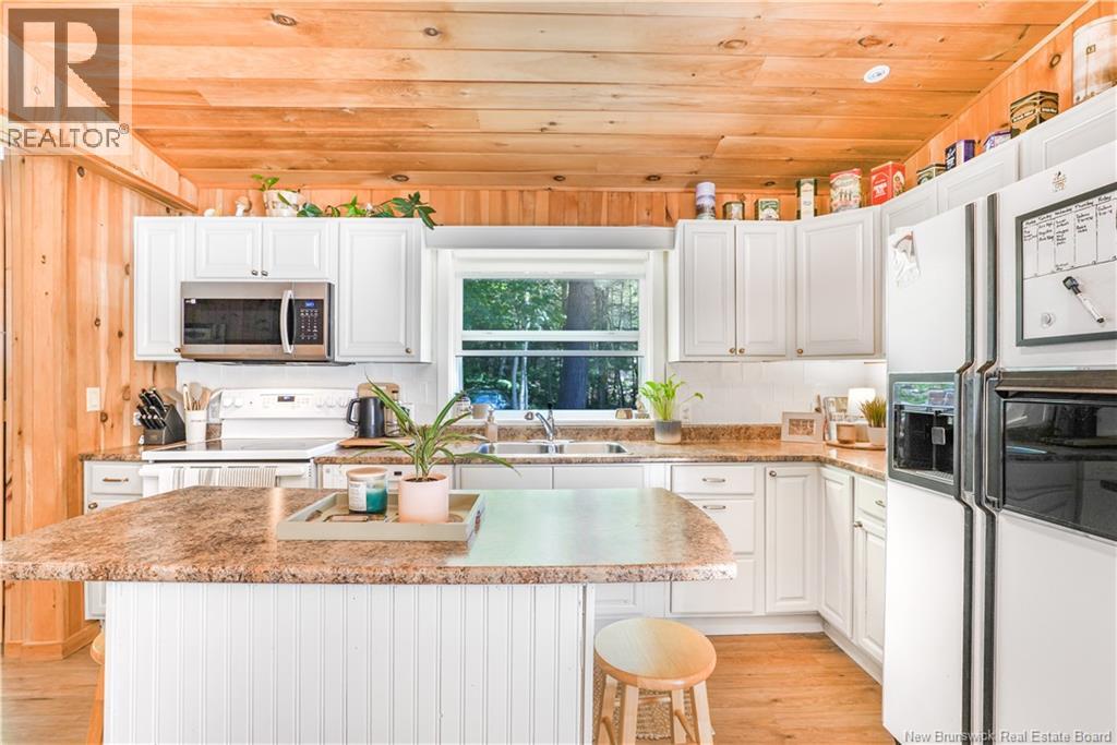 111 Camp Road Property Photo 14