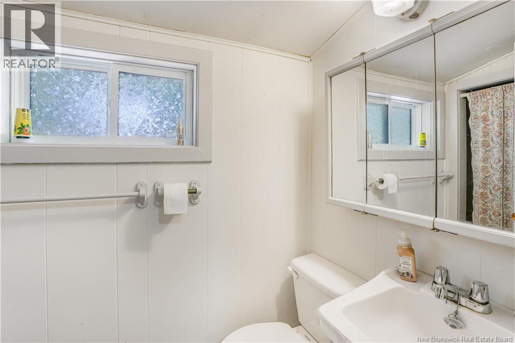 111 Camp Road Property Photo 26