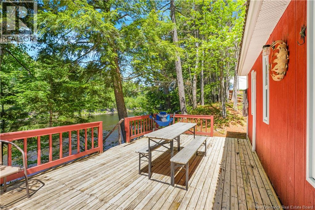 111 Camp Road Property Photo 28