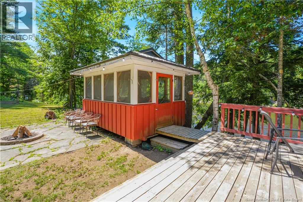 111 Camp Road Property Photo 30