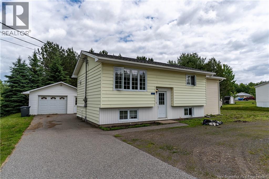 11235 Rue Principale