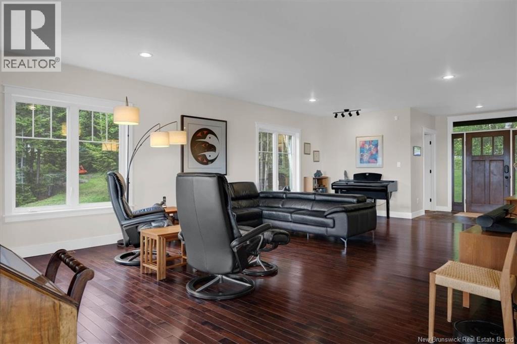 540 Shore Road Property Photo 8