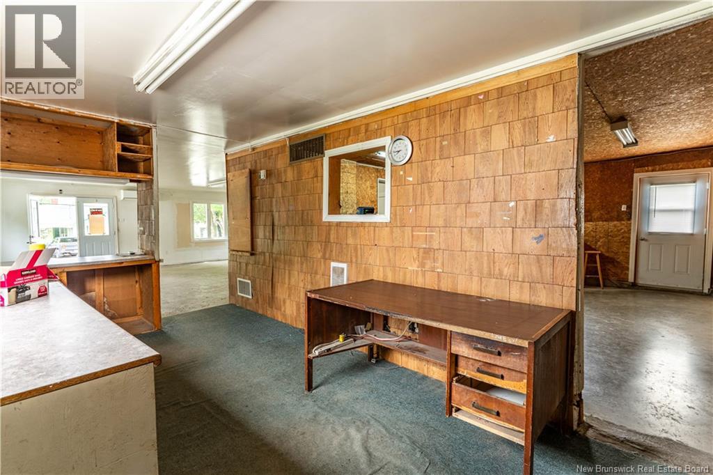 563 Old King George Hwy Property Photo 10
