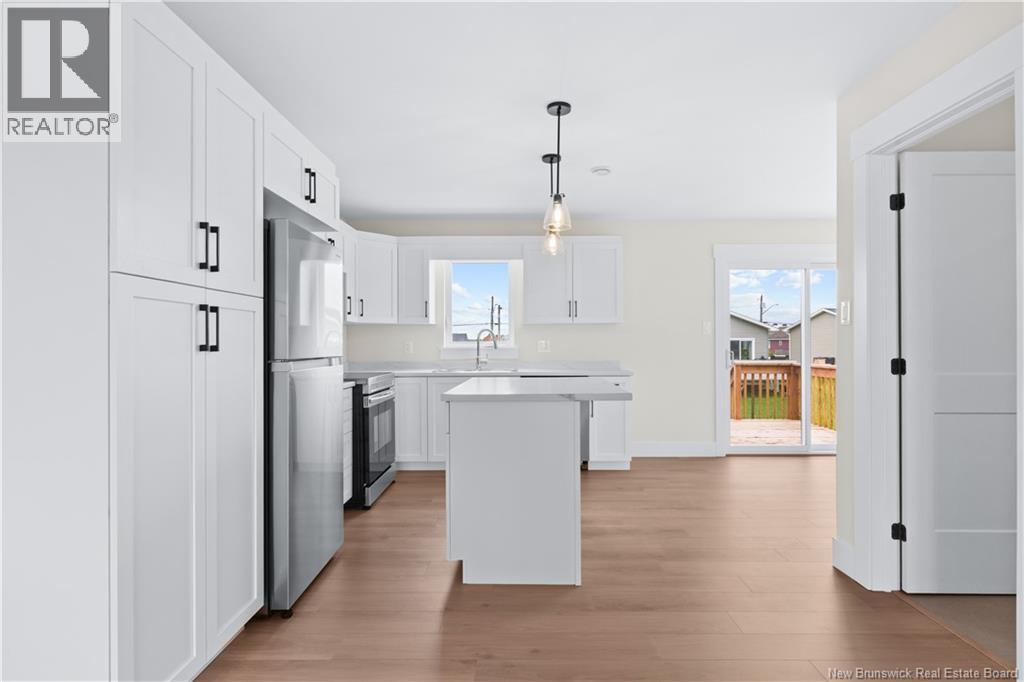 37 Alosier Crescent Property Photo 6