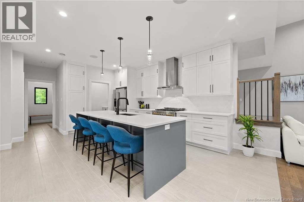 18 London Lane Property Photo 11