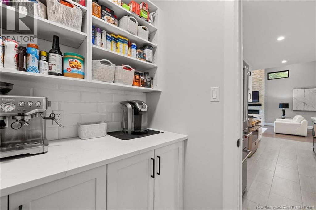 18 London Lane Property Photo 14