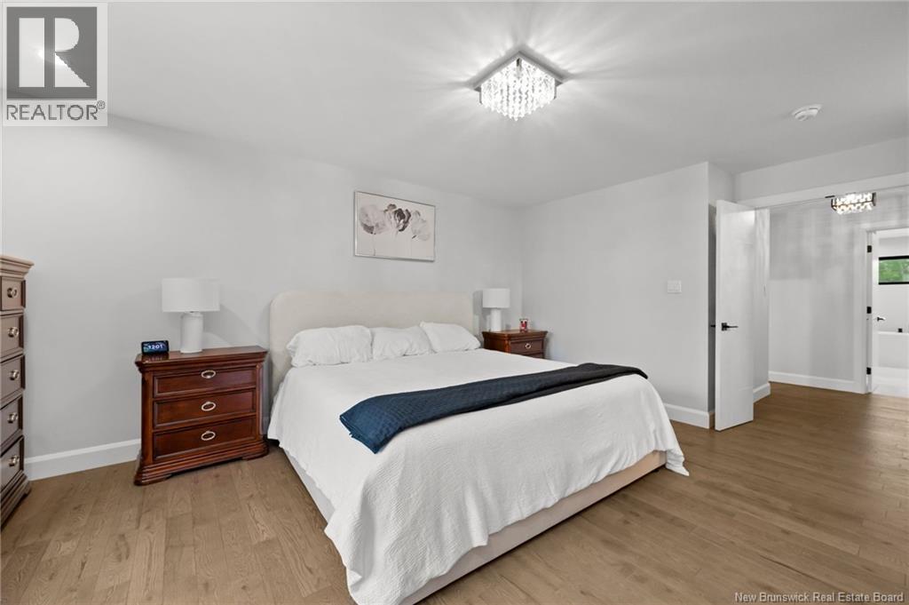18 London Lane Property Photo 27