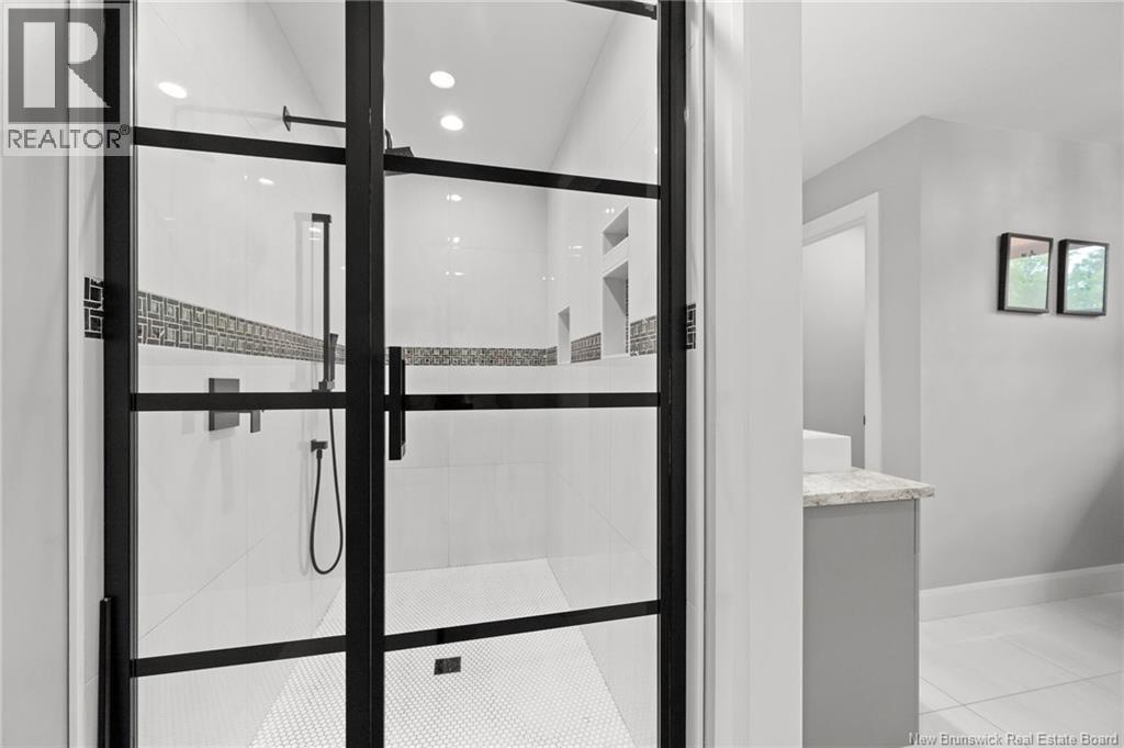 18 London Lane Property Photo 31