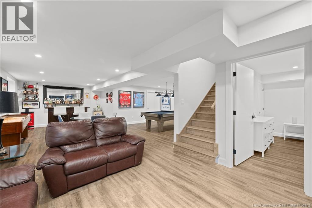 18 London Lane Property Photo 34