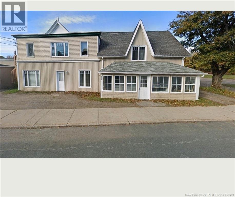 707 Boulevard St-pierre Ouest Property Photo 2