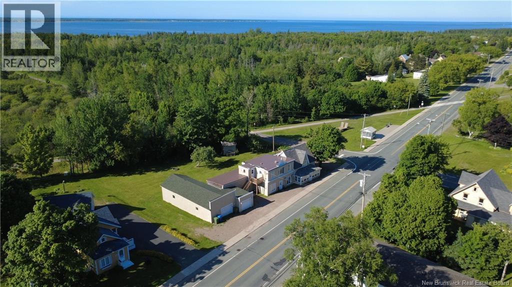 707 Boulevard St-pierre Ouest Property Photo 4
