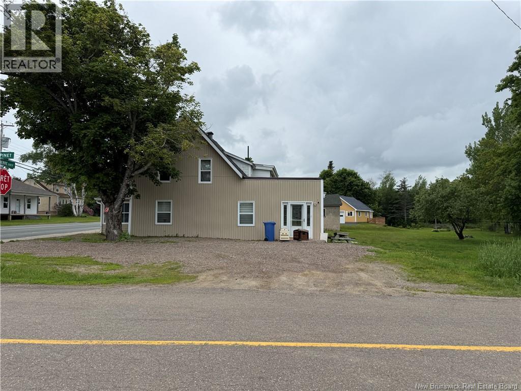 707 Boulevard St-pierre Ouest Property Photo 8