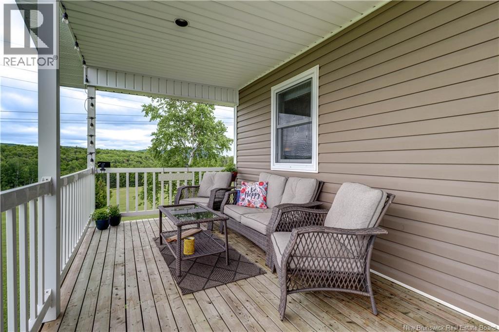 55 Hawthorne Road Property Photo 23