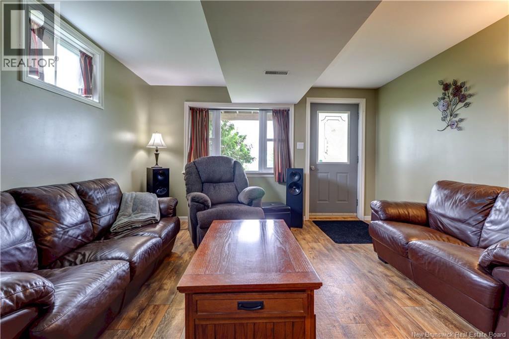 55 Hawthorne Road Property Photo 26