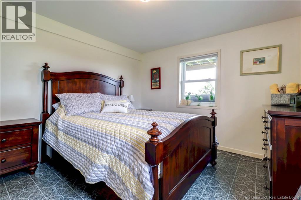 55 Hawthorne Road Property Photo 29