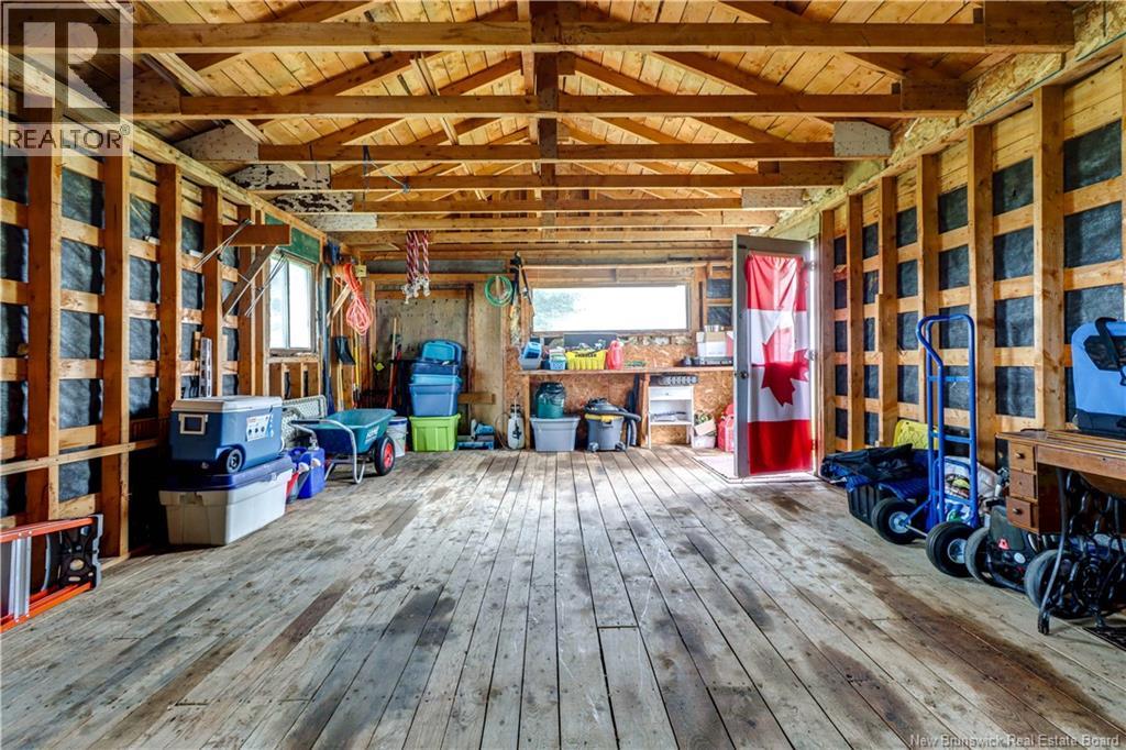 55 Hawthorne Road Property Photo 43